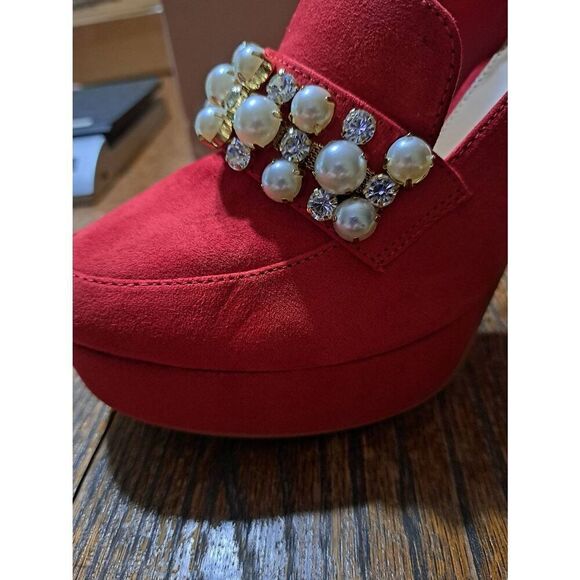 New 7 JustFab Adele Throwback Chili Pepper Embellished Platform High Heel Shoes - Picture 12 of 12